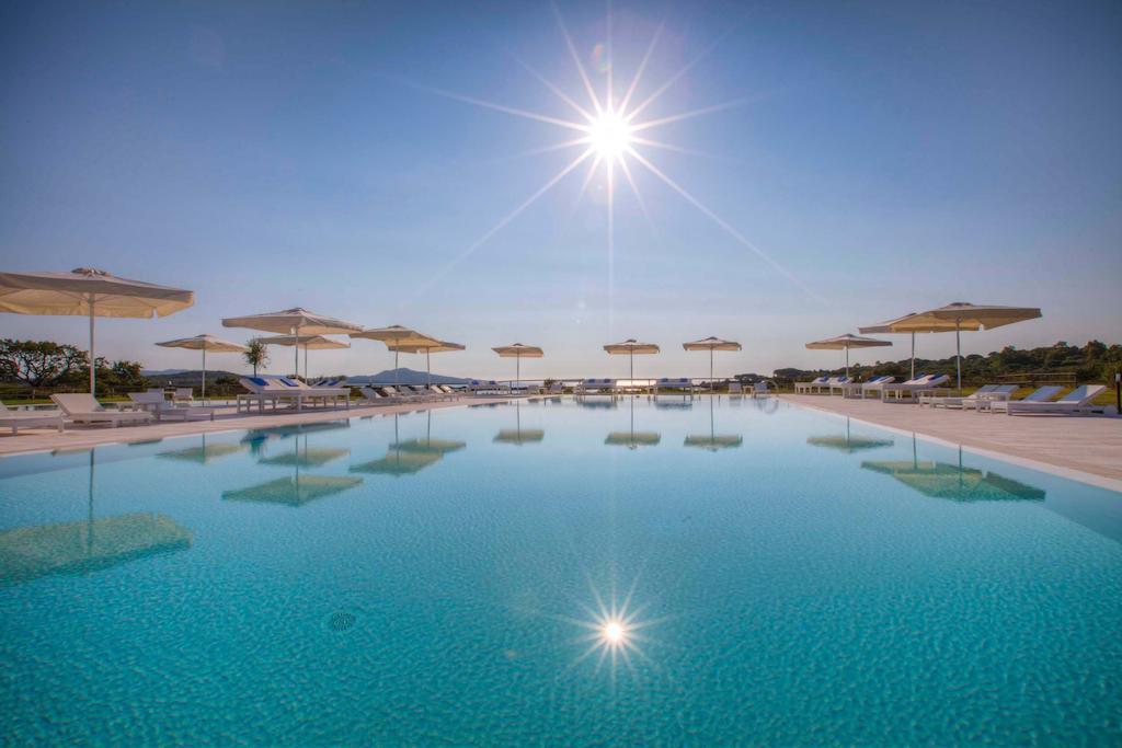 Paradise Resort And Spa San Teodoro  Eksteriør billede